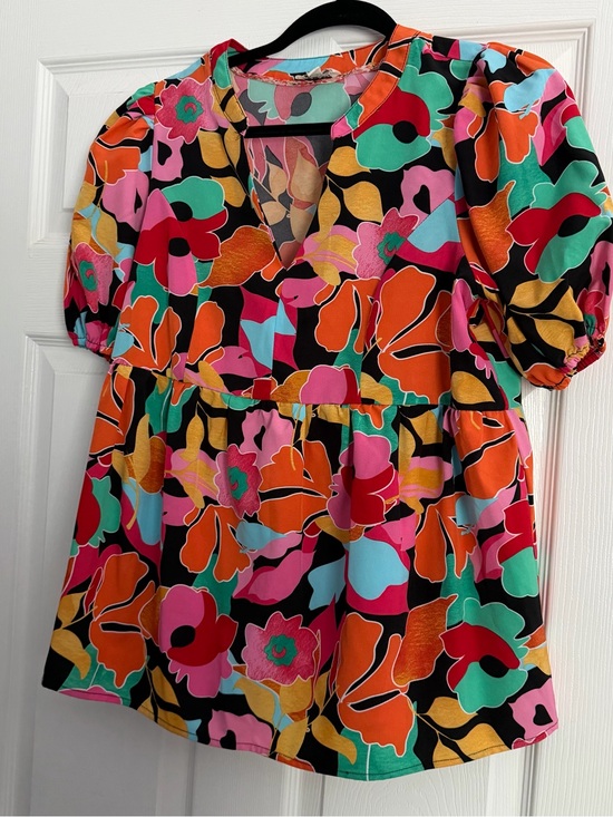 Umgee Tops - Umgee Vibrant Floral Peplum Top in Multi-Color